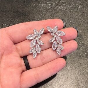 Elegant Silver Leaf Earrings